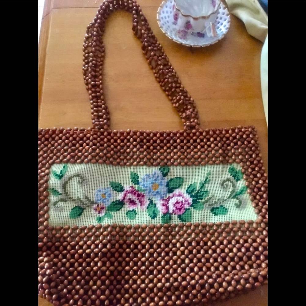 Vintage Wooden Beaded With Needle Point Purse. Very Pretty And Unique!